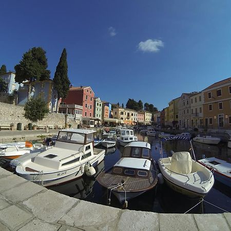 Bed&Breakfast Saturn Veli Losinj Exterior photo