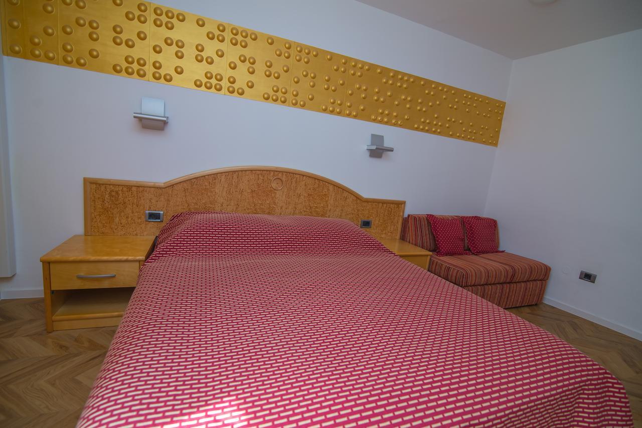 Bed&Breakfast Saturn Veli Losinj Exterior photo